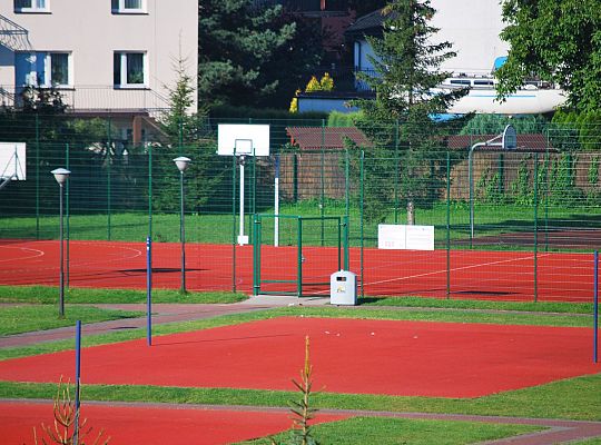 Boiska przy szkole podstawowej w Ustce